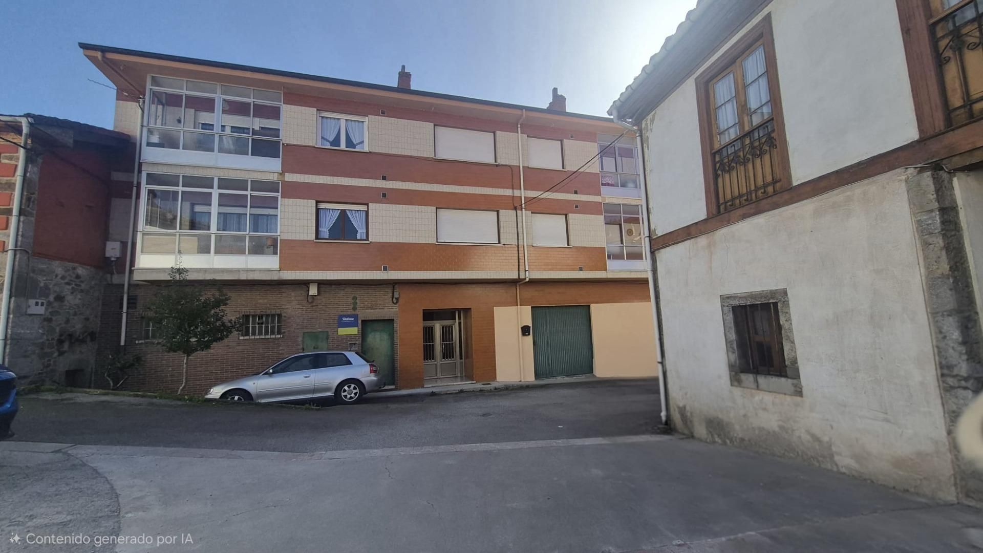 Außenansicht von Wohnung zum Verkauf in Aller mit Terrasse, Abstellraum und Balkon