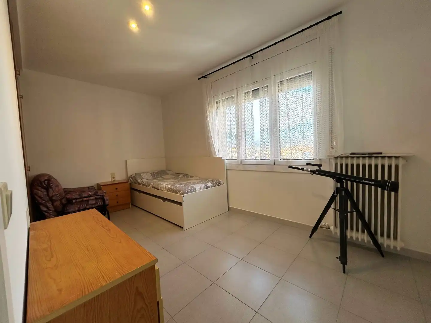 Habitación de Piso en venta en Torelló con Calefacción, Terraza y Trastero