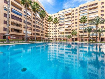 Swimming pool of Flat for sale in Alicante / Alacant  with Heating, Terrace and Storage room