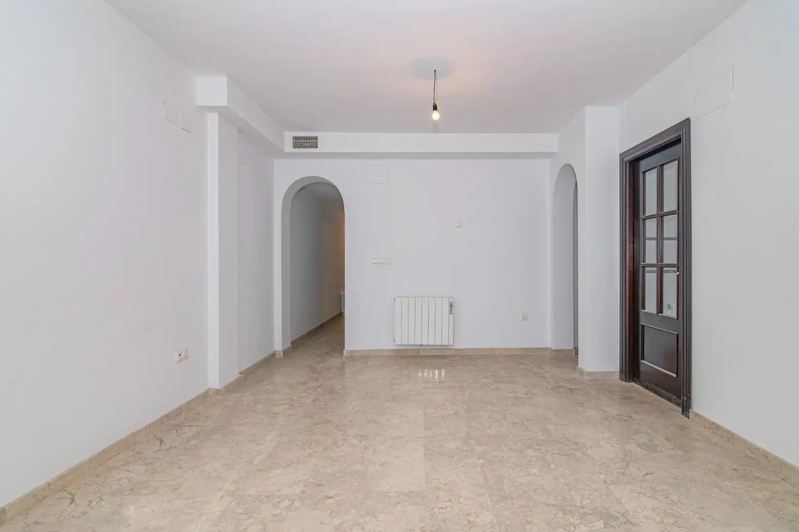 Piso en venta en La Zubia con Calefacción y Balcón