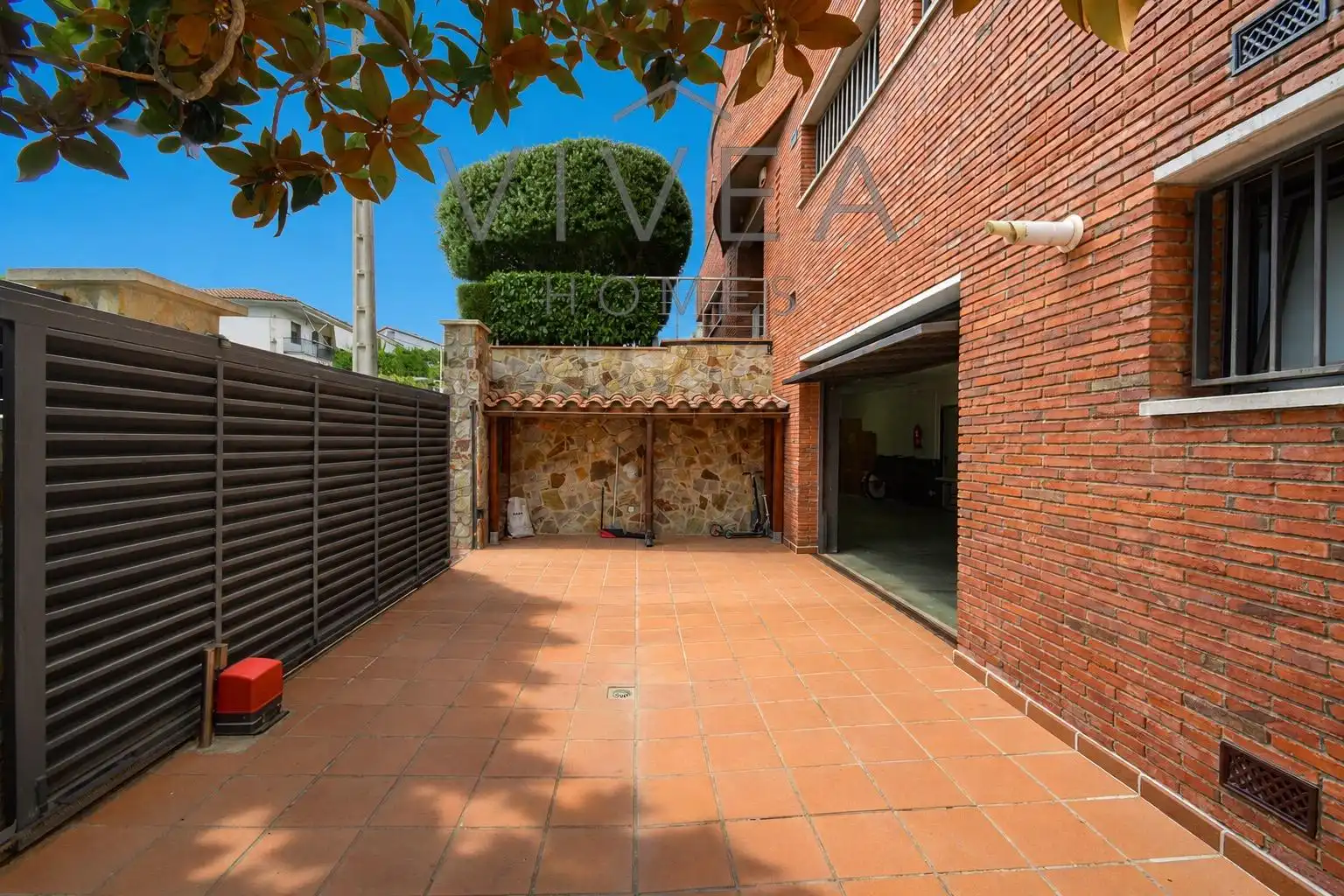 Terrassa de Casa o xalet en venda en Sabadell amb Aire condicionat, Calefacció i Jardí privat