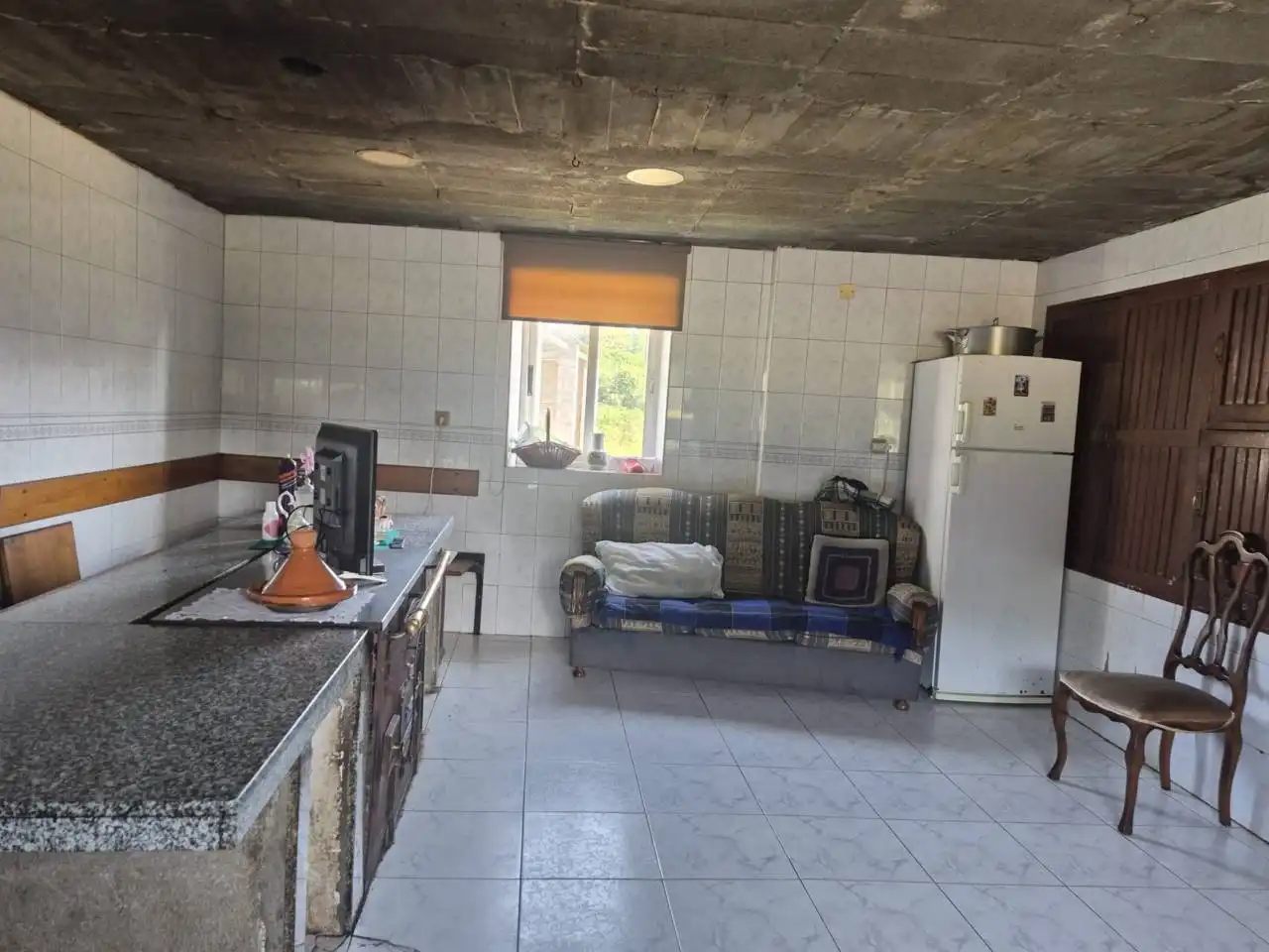 Cuina de Casa o xalet en venda en Vilasantar amb Jardí privat