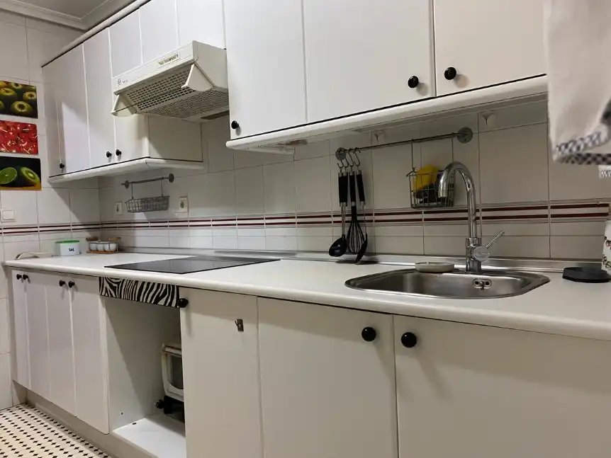 Wohnung zur Miete in Calle Compás de Santo Domingo, El Torreón - Los Ángeles - El Pilar