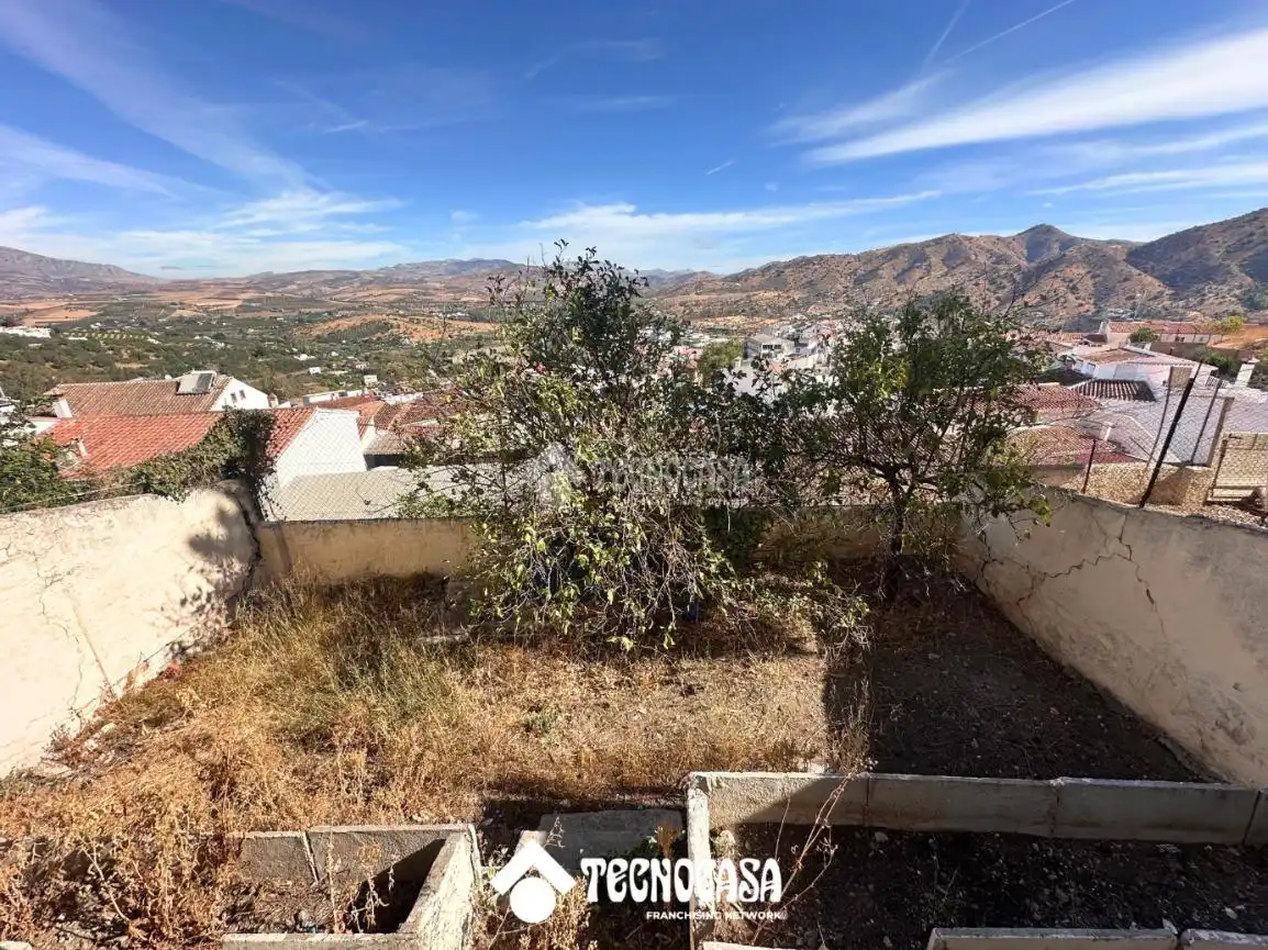 Casa adosada en venda en Álora amb Jardí privat i Terrassa