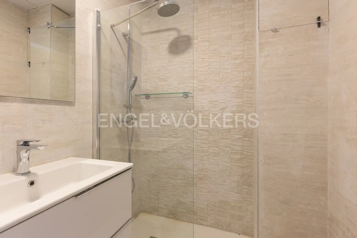 Baño de Piso de alquiler en Valencia con Aire acondicionado, Calefacción y Parquet