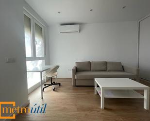 Living room of Study for sale in Salamanca Capital  with Air Conditioner