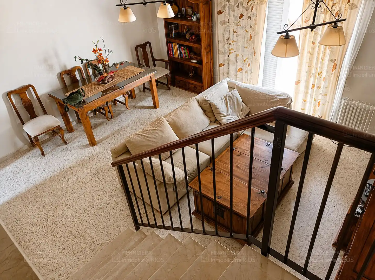 Living room of Houses for sale in Alcalá de Guadaira  with Air Conditioner, Terrace and Storage room