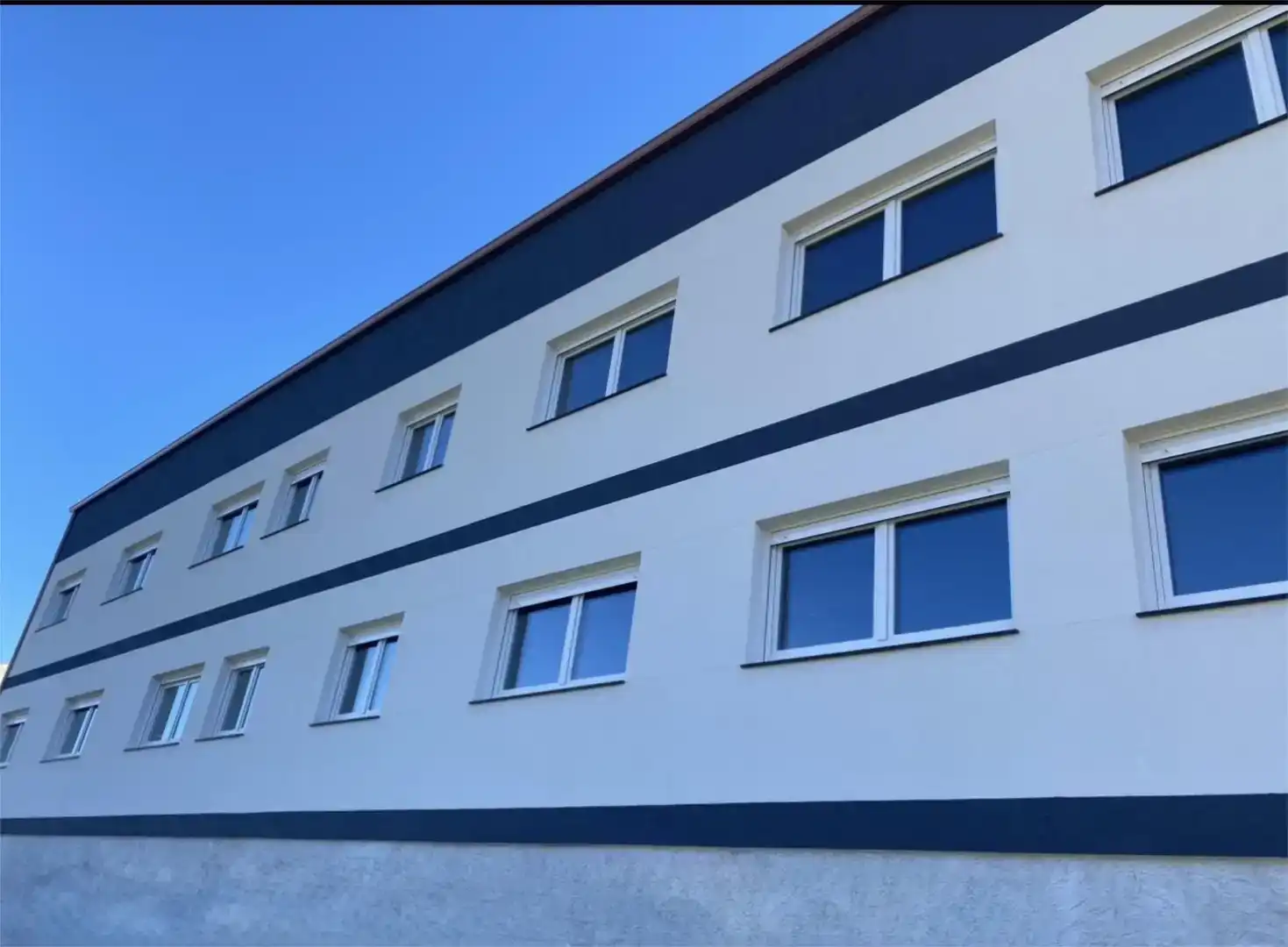 Vista exterior de Pis en venda en Fisterra amb Jardí privat i Balcó