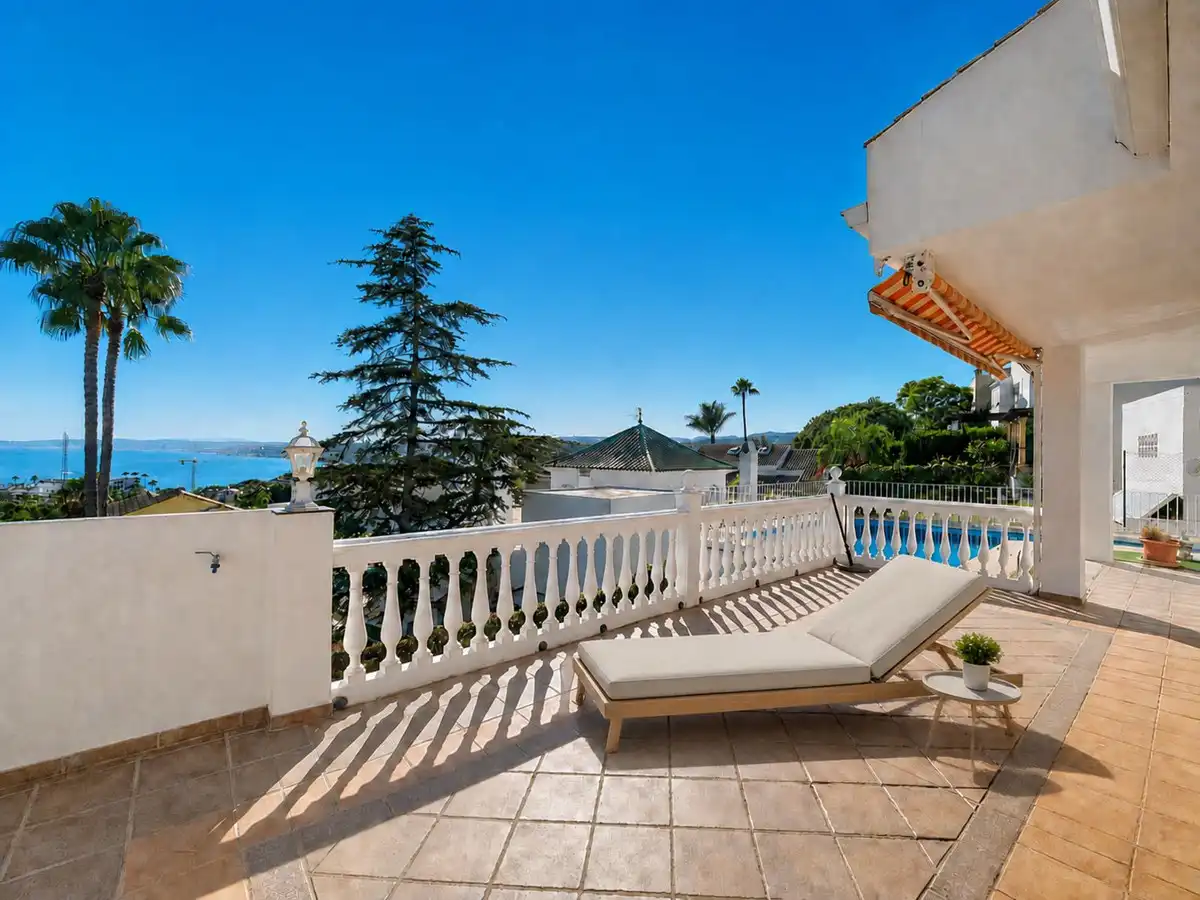 Terrassa de Casa adosada en venda en Estepona amb Aire condicionat, Terrassa i Traster
