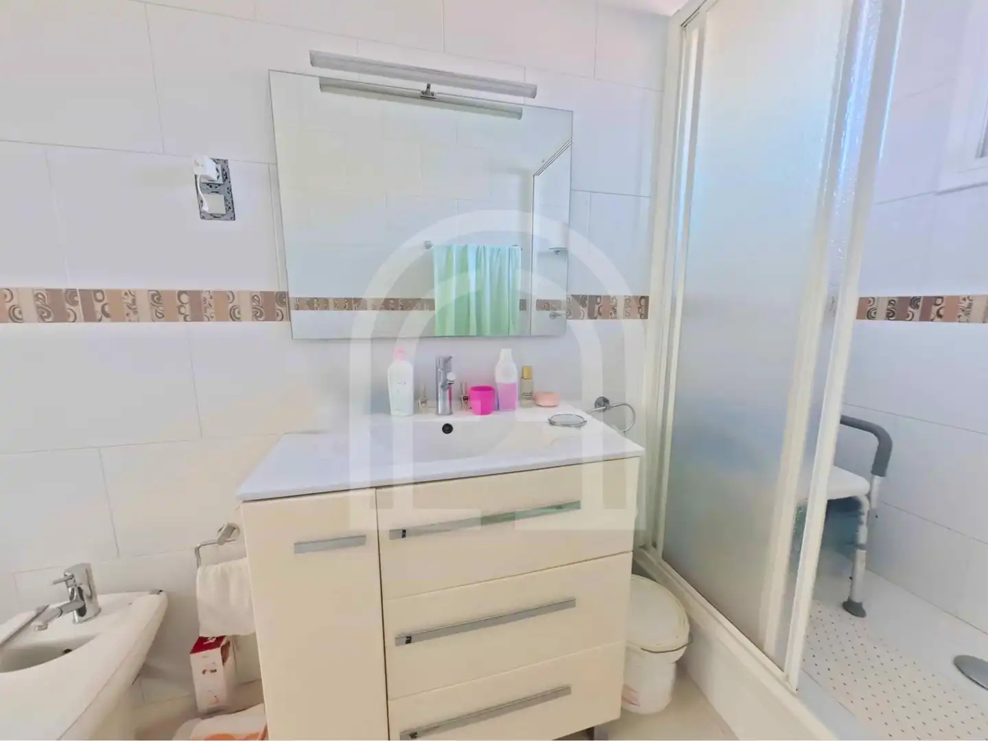 Bathroom of Attic for sale in Cornellà de Llobregat  with Terrace