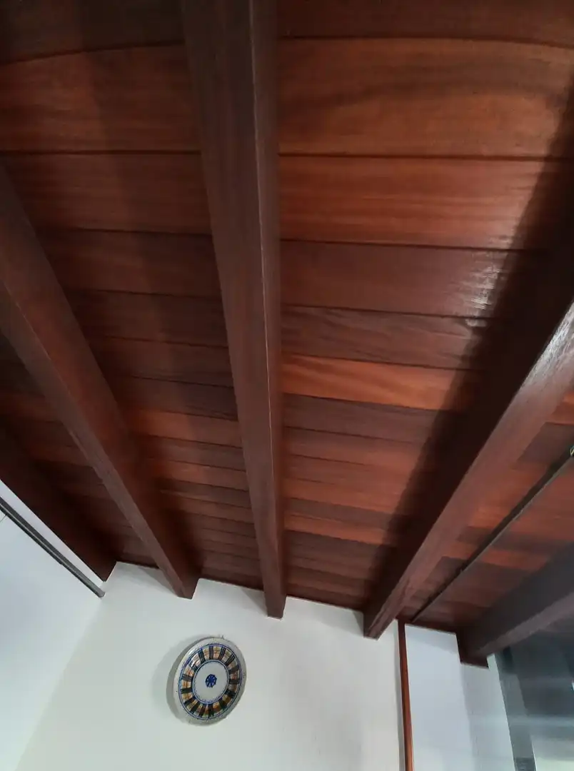 Jardí de Casa o xalet en venda en Oleiros amb Parquet, Terrassa i Traster