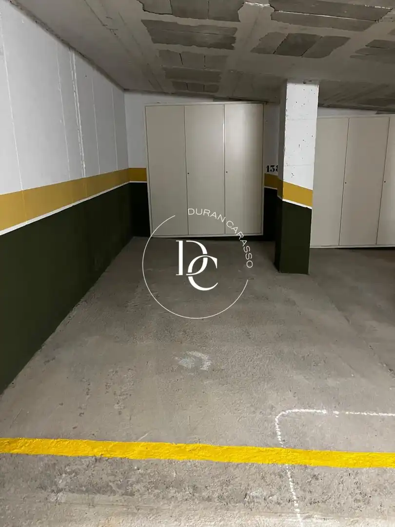 Parcheggio in vendita a Avinguda de la Generalitat