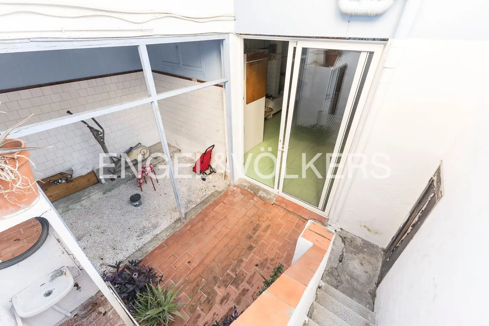 Balcony of Houses for sale in Barcelona  with Heating, Terrace and Storage room