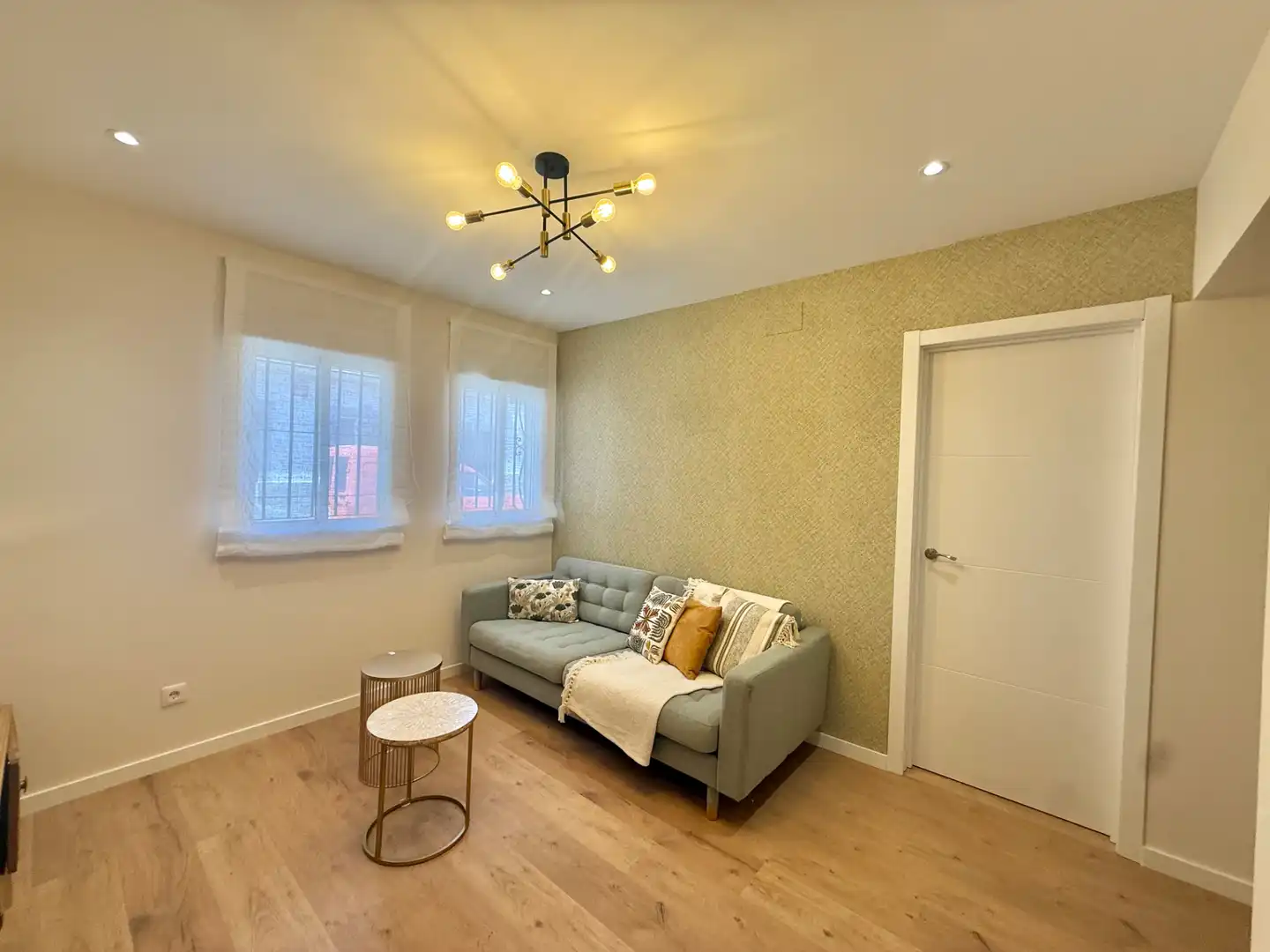 Living room of Detached homes for sale in Fuensalida  with Alarm