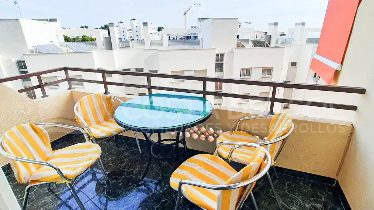 Apartament amb piscina de lloguer a El Pinillo, imagen 2