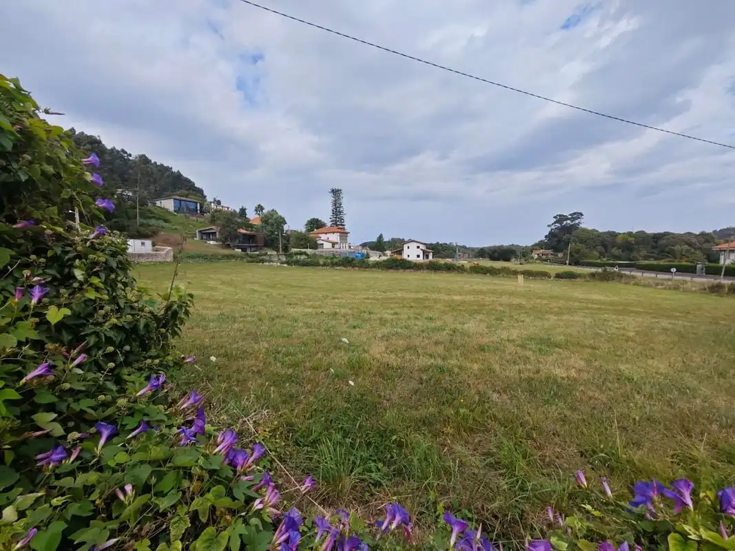Residencial en venda en Llanes