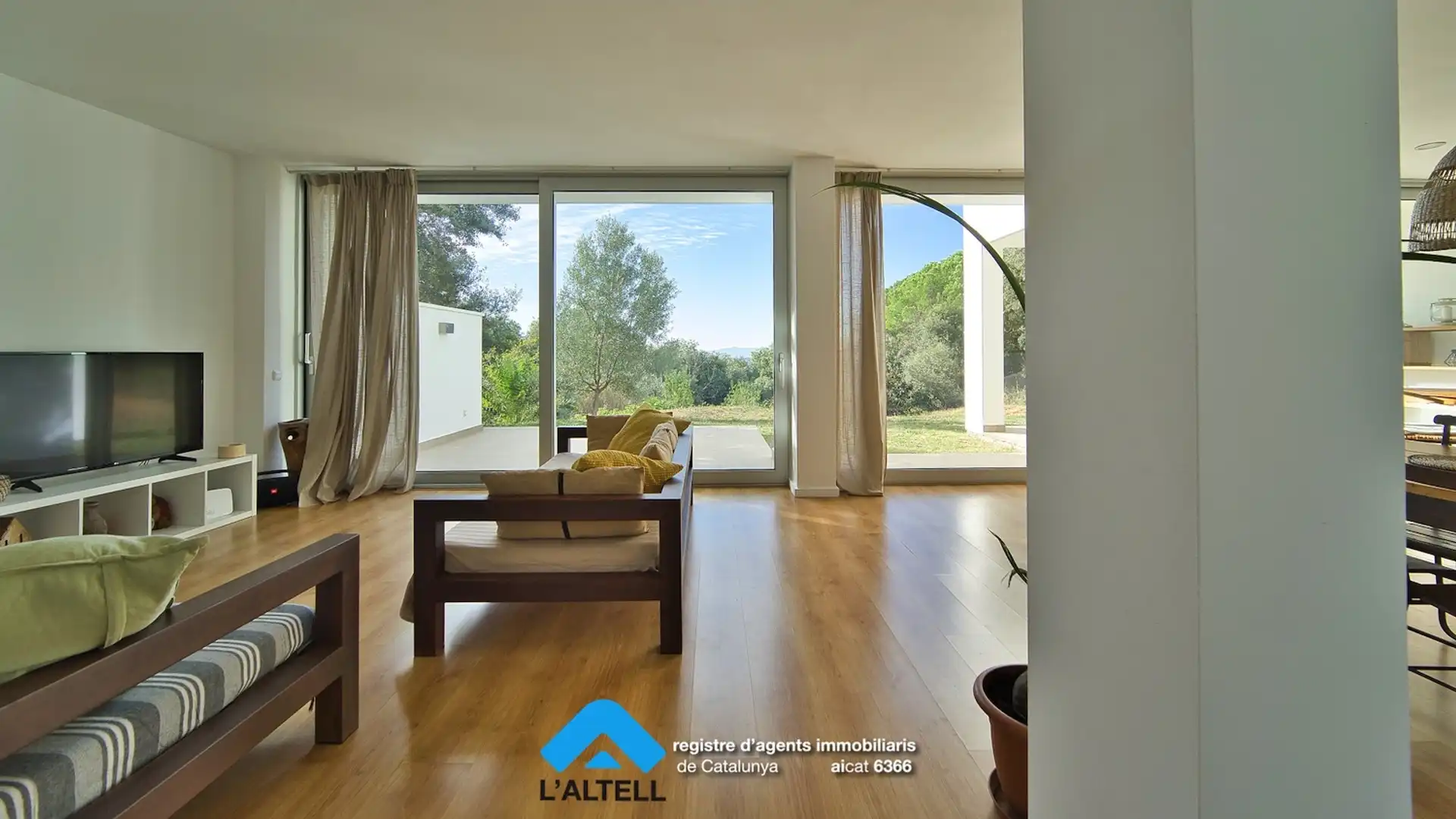 Living room of Houses for sale in L'Ametlla del Vallès  with Air Conditioner, Heating and Private garden