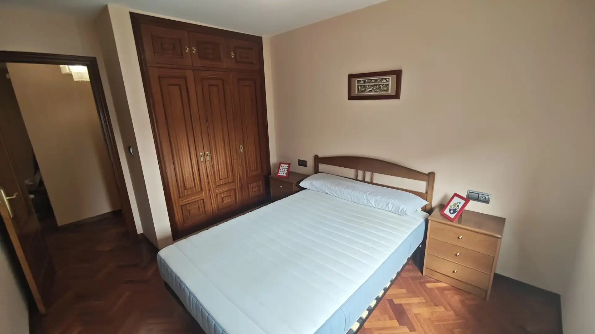 Habitación de Piso de alquiler en Culleredo con Jardín privado, Parquet y Amueblado