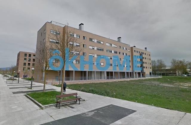 Garaje en Alquiler en  ARAMANGUELU en Arriaga - Lakua