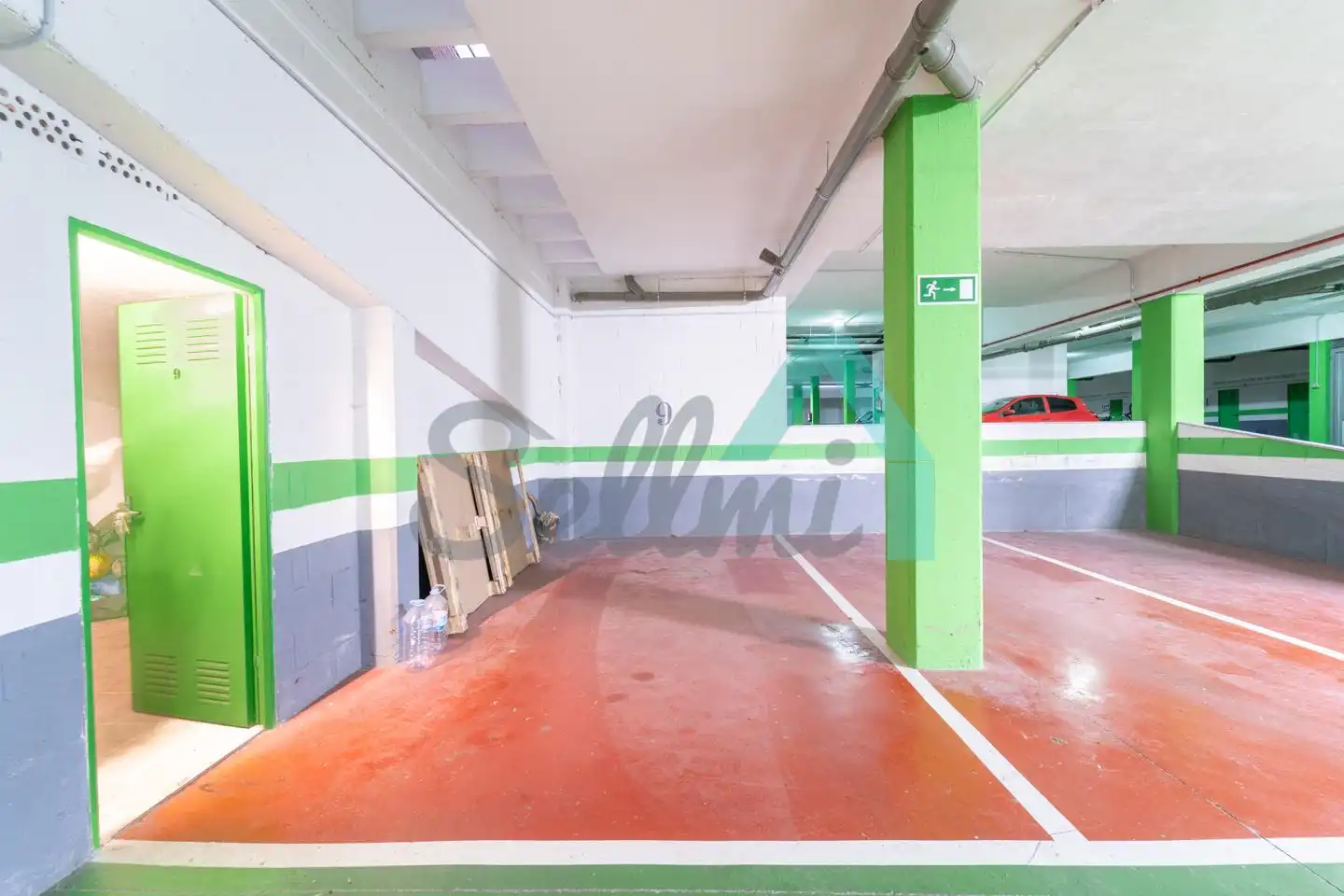 Parking de Piso en venta en Somiedo con Calefacción, Parquet y Terraza