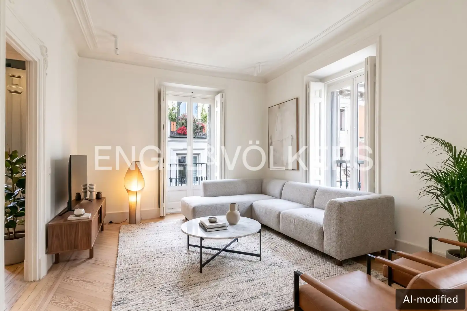 Living room of Flat for rent in Madrid  with Air Conditioner, Heating and Balcony