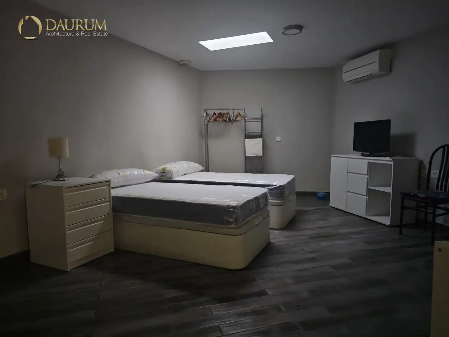 Habitación de Dúplex en venta en Ciudad Lineal