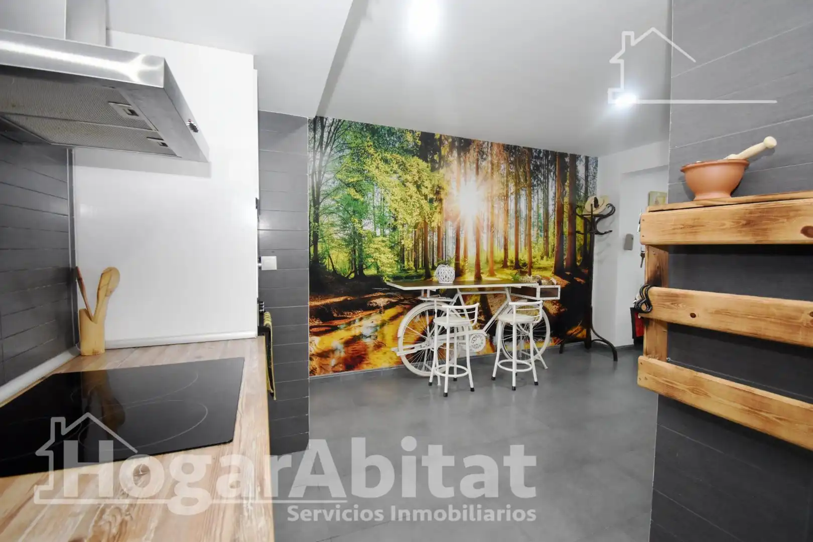 Cocina de Piso en venta en Castellón de la Plana / Castelló de la Plana con Calefacción, Terraza y Amueblado