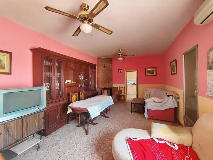 Sala d'estar de Casa o xalet en venda en Alicante / Alacant amb Calefacció, Jardí privat i Terrassa