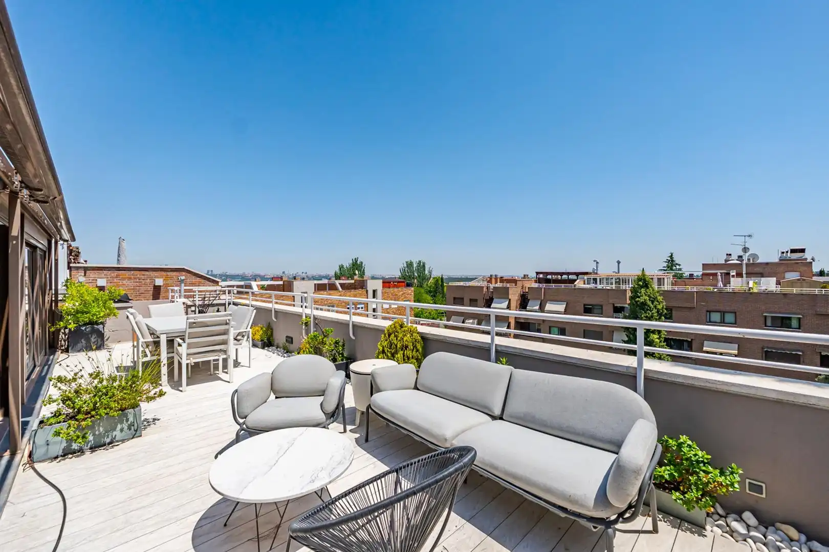 Terrassa de Àtic en venda en Pozuelo de Alarcón amb Aire condicionat, Calefacció i Jardí privat
