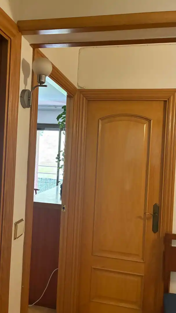 Piso en venta en Barcelona con Parquet, Horno y Balcón