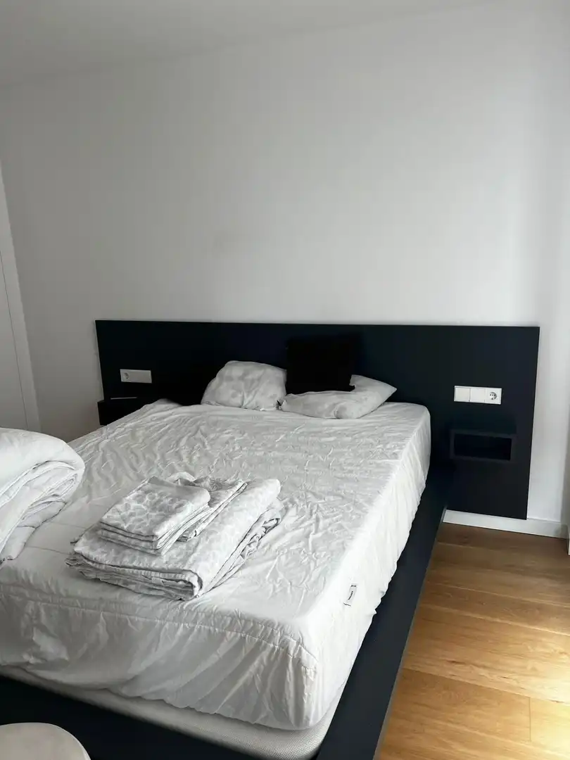 Bedroom of Apartments for sale in Santiago de Compostela   with Heating, Terrace and Storage room