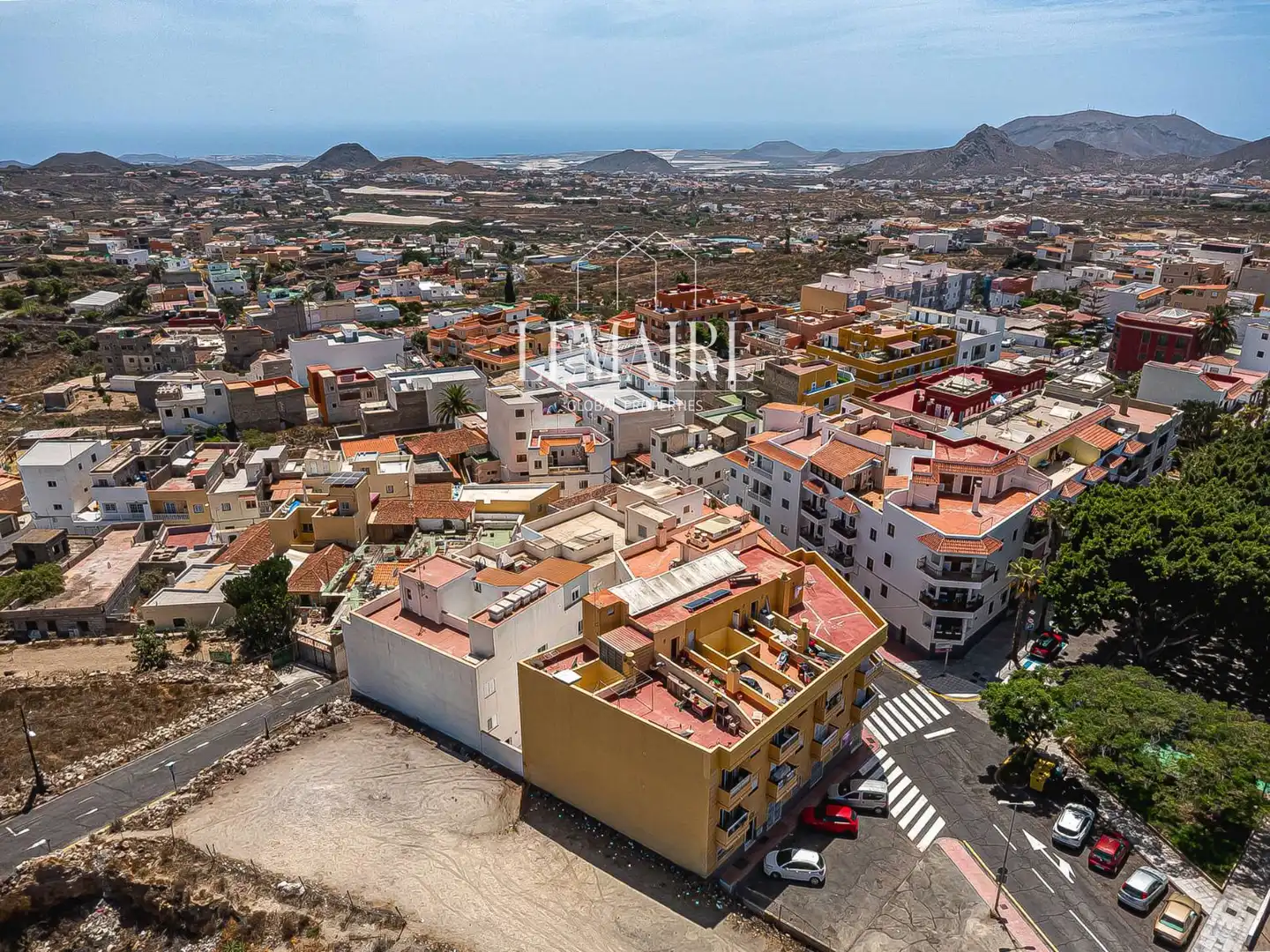 Vista exterior de Piso en venta en Arona con Terraza y Amueblado