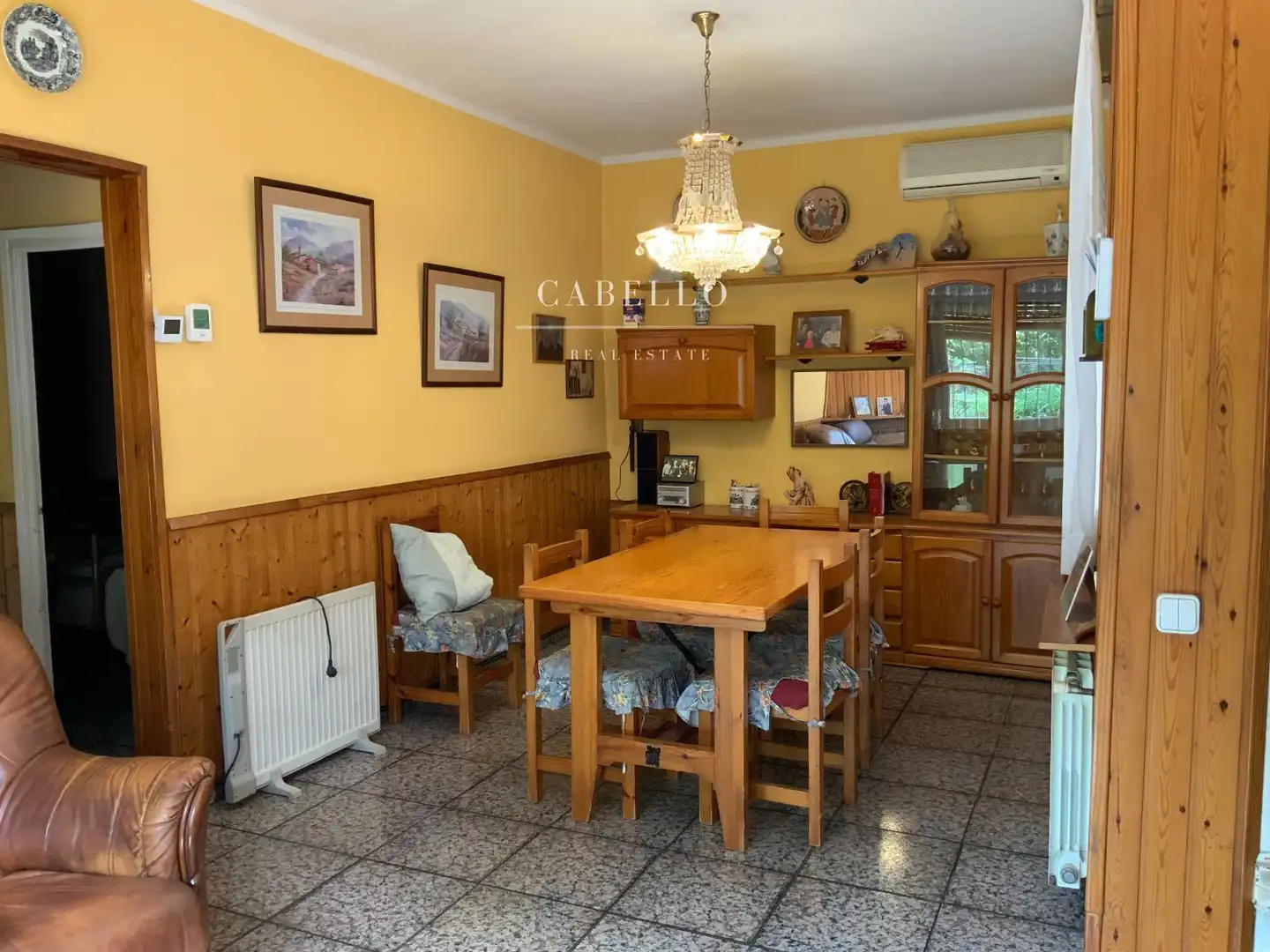 Comedor de Casa o chalet en venta en Rubí con Aire acondicionado, Calefacción y Jardín privado