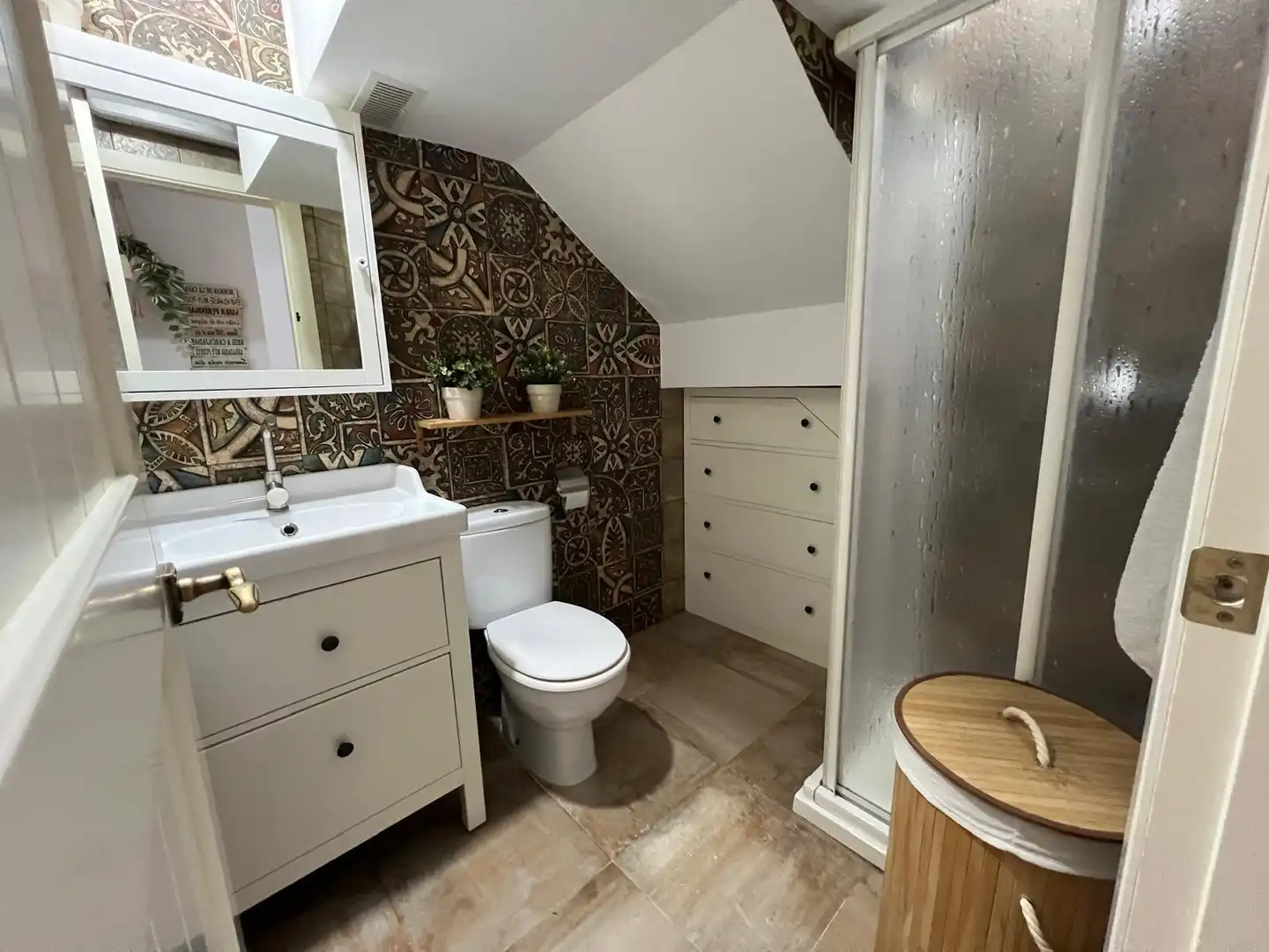Bathroom of Houses for sale in Sanlúcar de Barrameda  with Air Conditioner, Heating and Terrace
