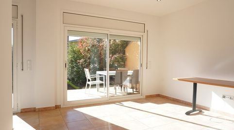 Foto 5 de Casa adosada en venda a Montagut i Oix, Girona