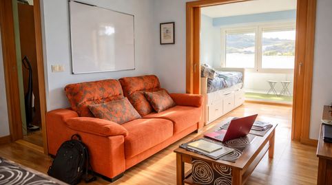 Foto 2 de Piso de alquiler en Barrio Mogro, Mogro, Miengo