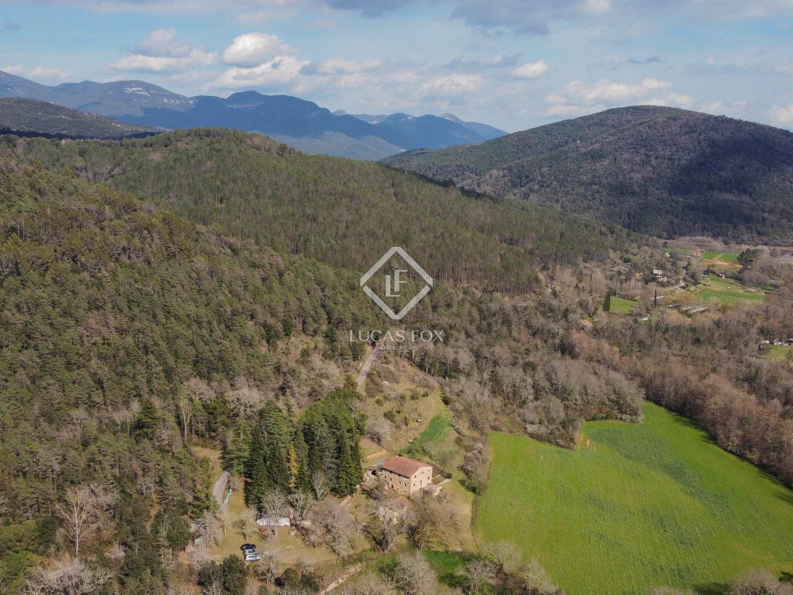 Country house zum verkauf in Olot mit Abstellraum