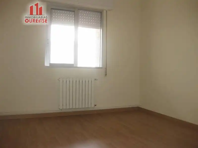 Dormitori de Edifici en venda en Barbadás
