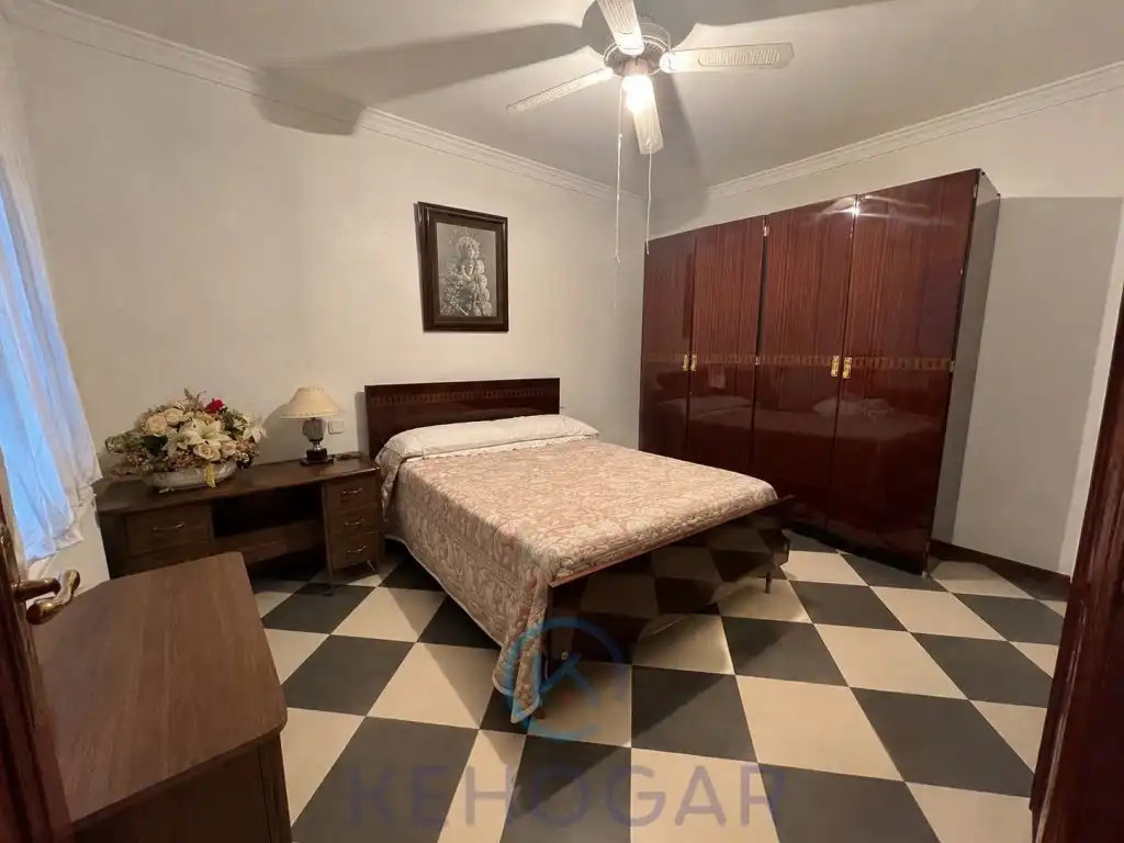 Habitación de Casa o chalet en venta en Dos Hermanas