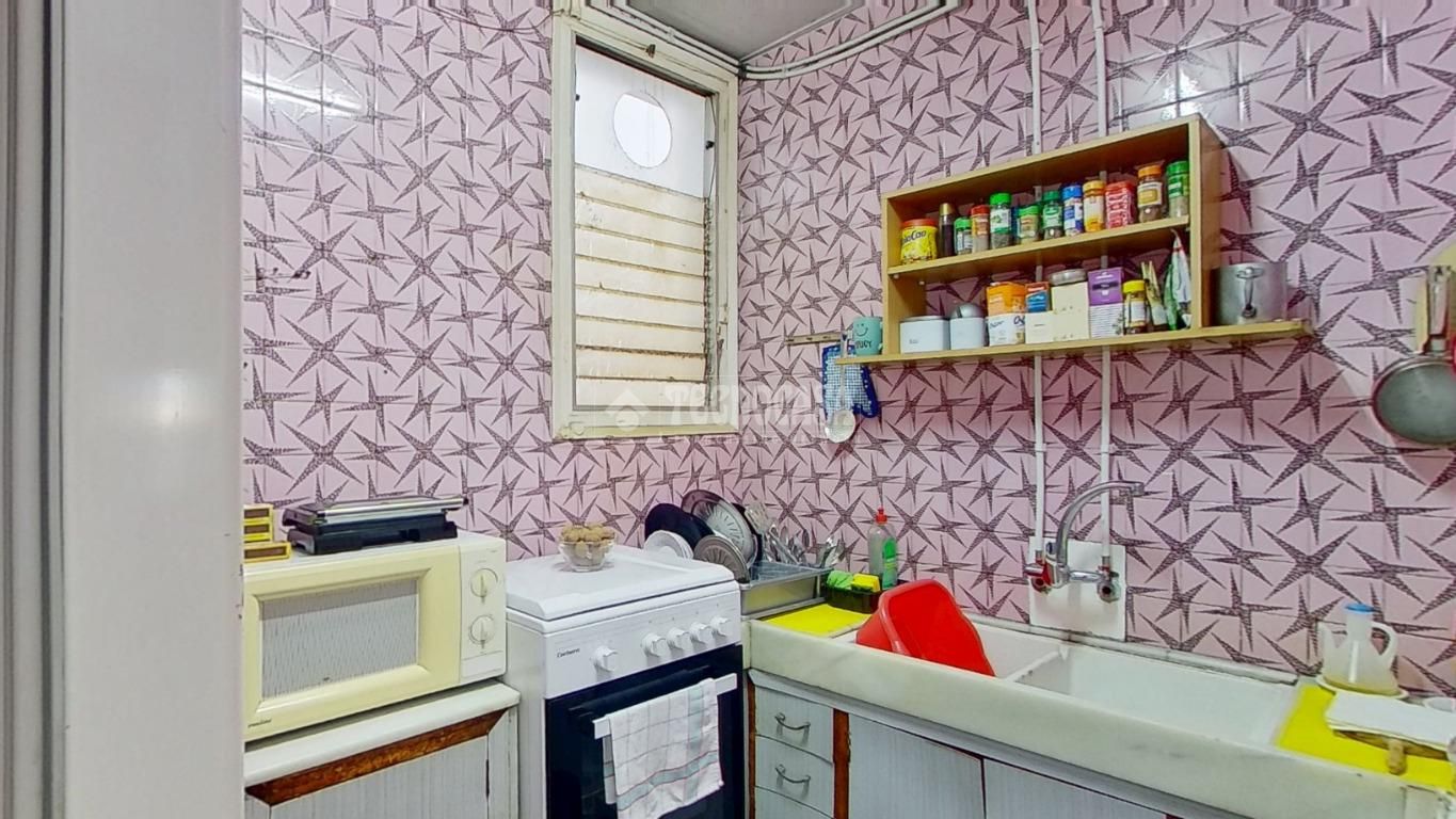 Kitchen of Flat for sale in Sabadell