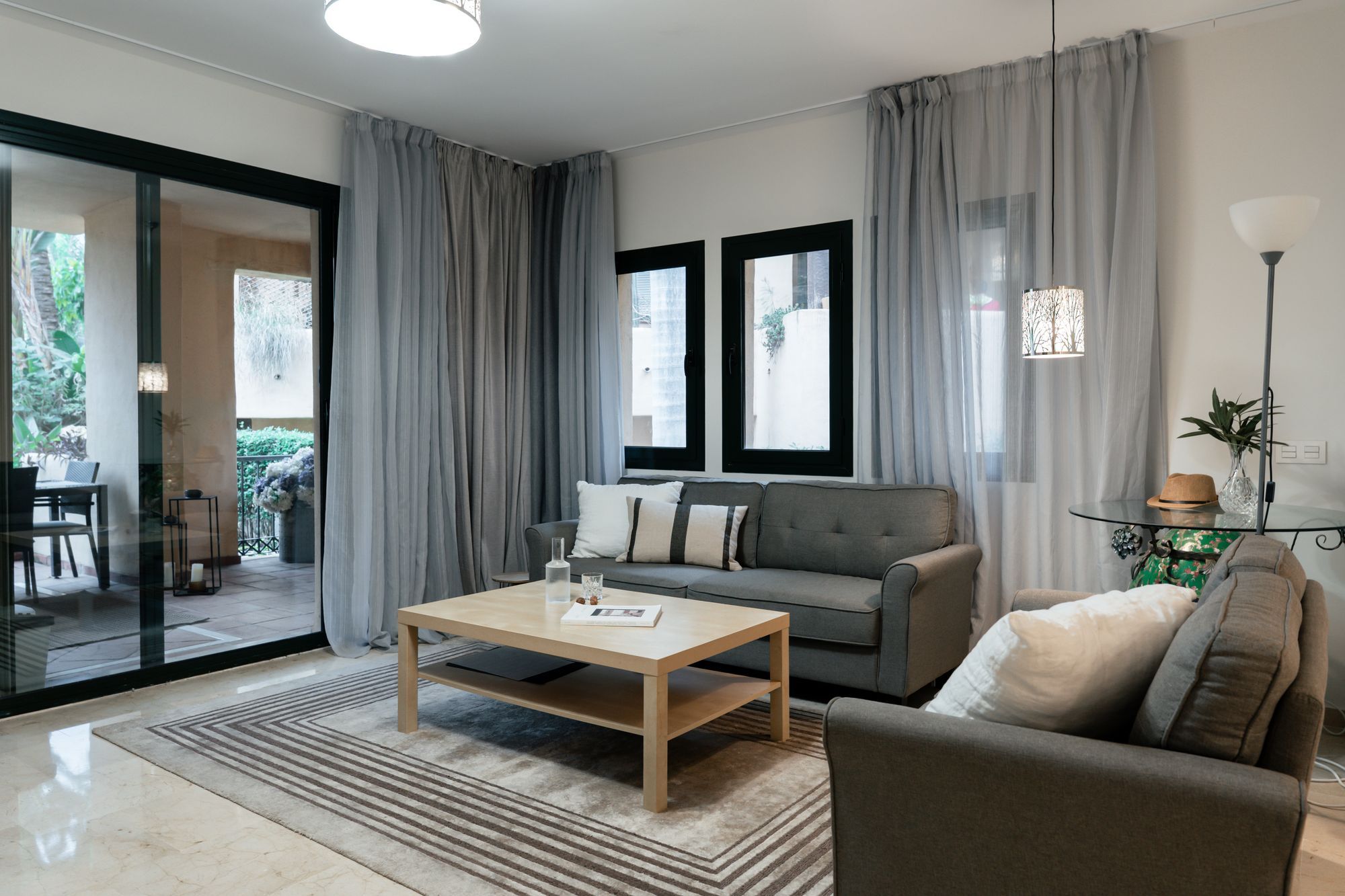 Living room of Apartment for sale in Estepona  with Terrace