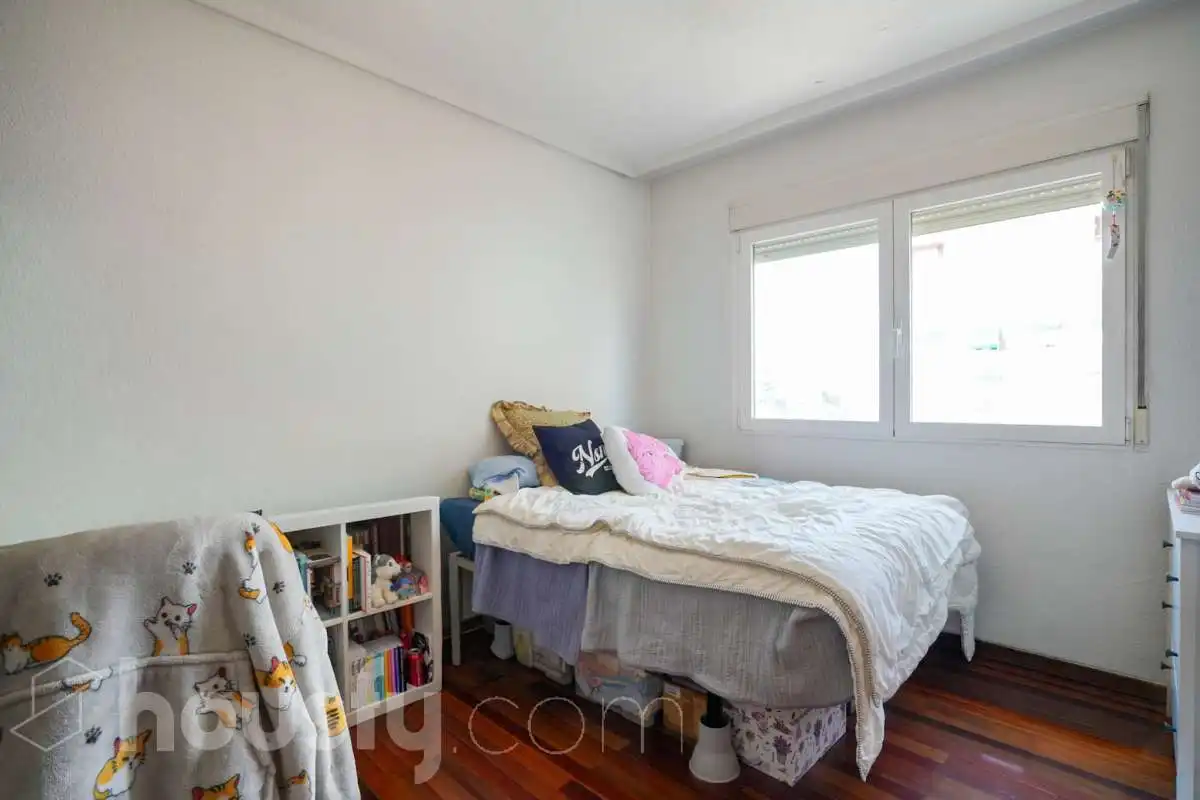 Flat for sale in Calle Santiago Rusiñol, Ciudad Universitaria