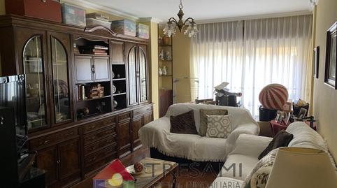 Foto 2 de Piso en venta en Primero de Mayo, 12, La Villa - Bazuelo, Mieres (Asturias)