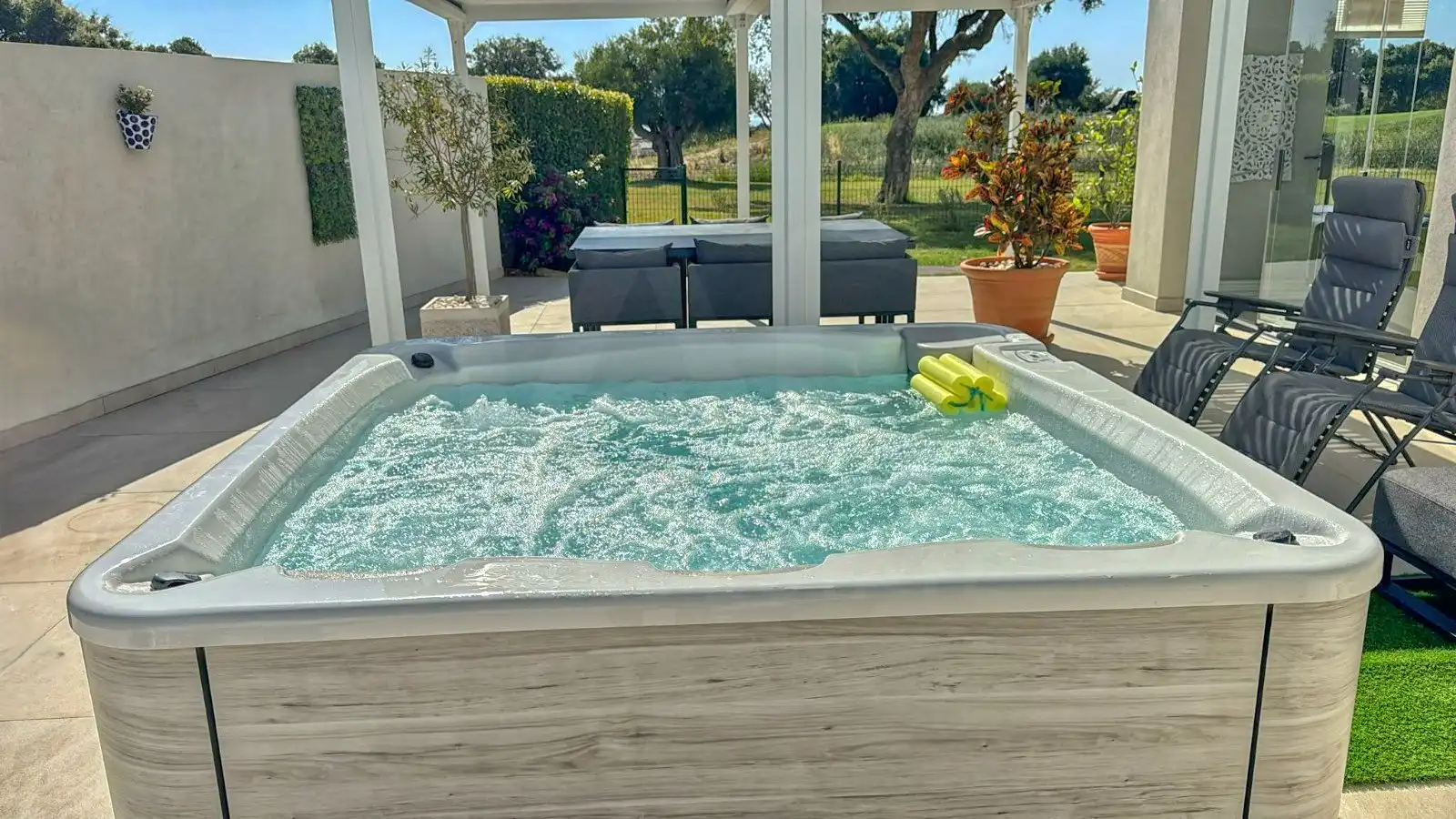 Casa aparellada amb piscina en venda a Sotogrande Alto, imagen 11