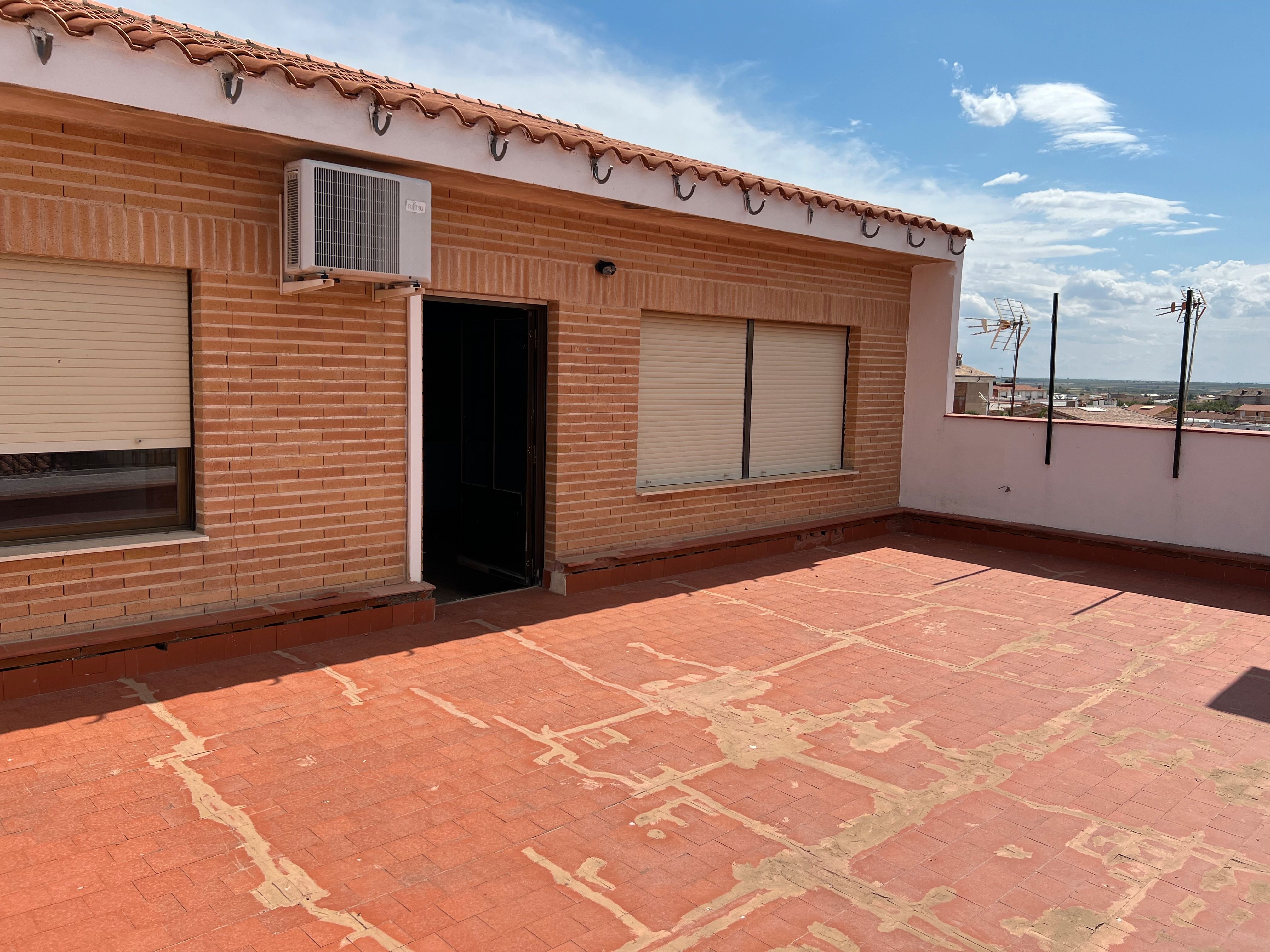 Exterior view of Country house for sale in Villarrubia de los Ojos  with Air Conditioner, Heating and Terrace
