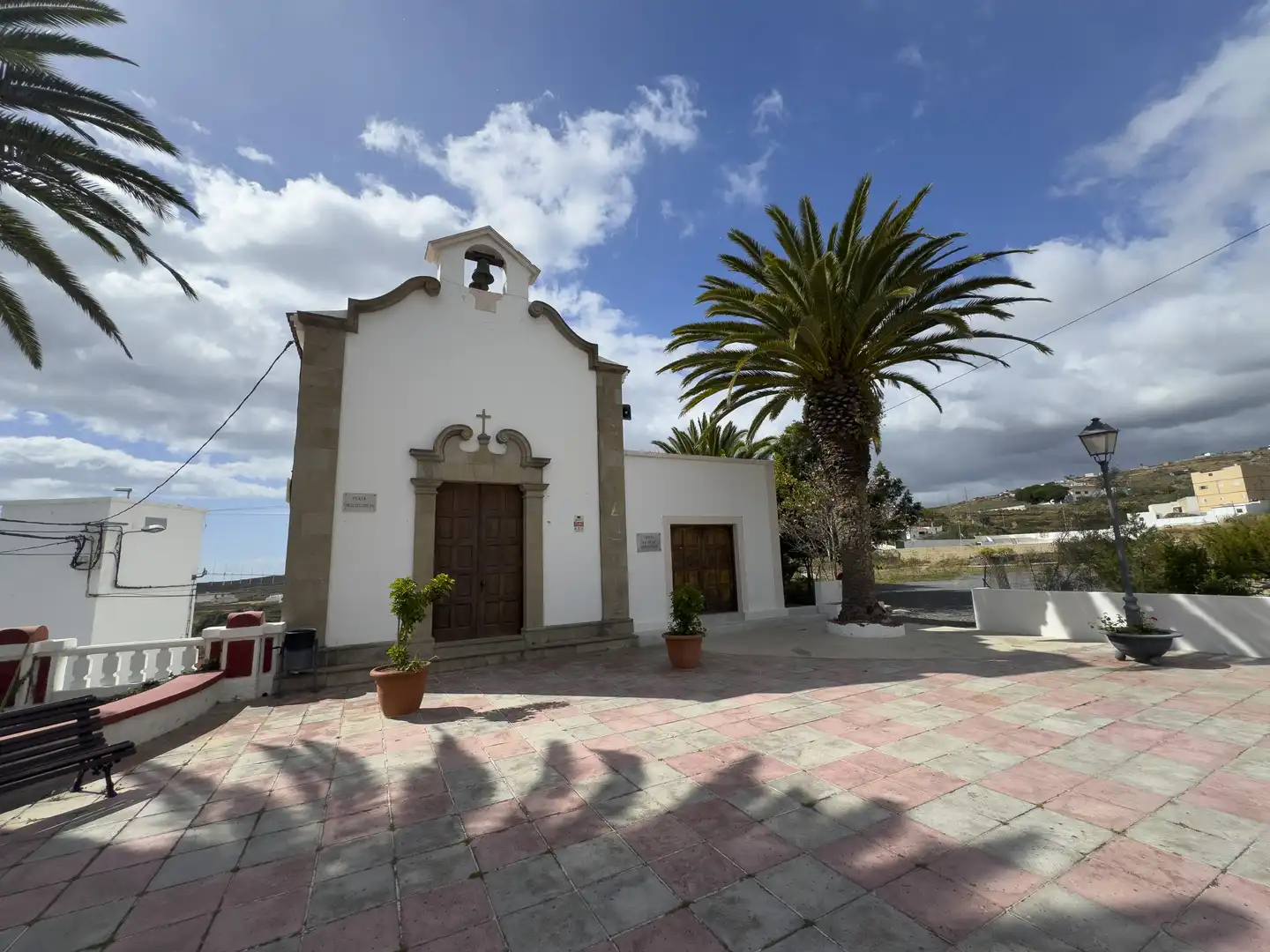 Vista exterior de Casa o chalet en venta en Arico con Terraza, Trastero y Amueblado