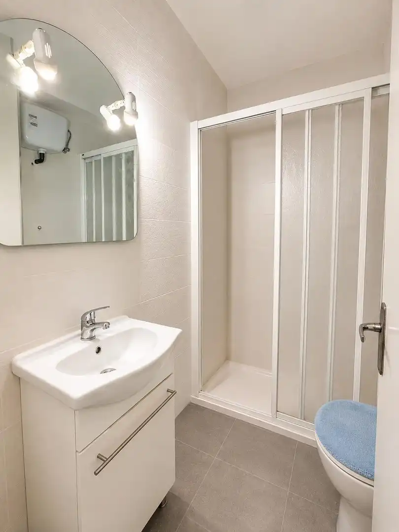 Bathroom of Flat for sale in Navalmoral