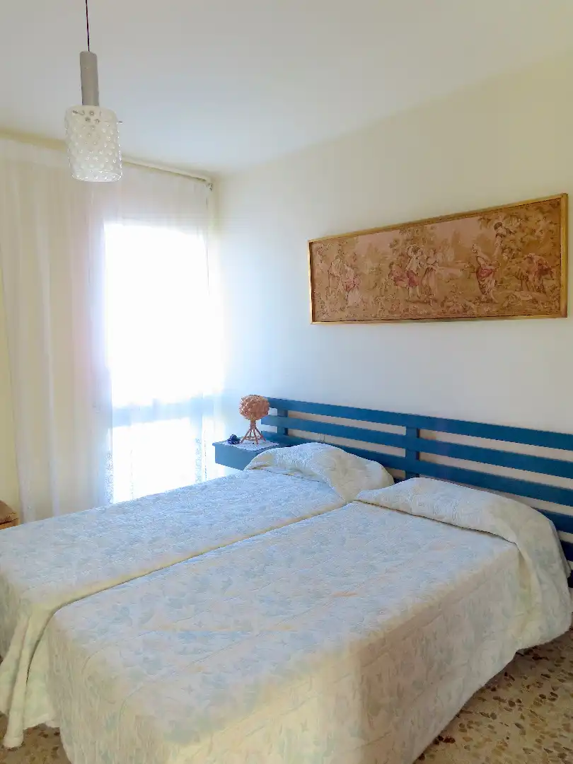 Habitación de Piso en venta en Empuriabrava con Jardín privado, Terraza y Amueblado