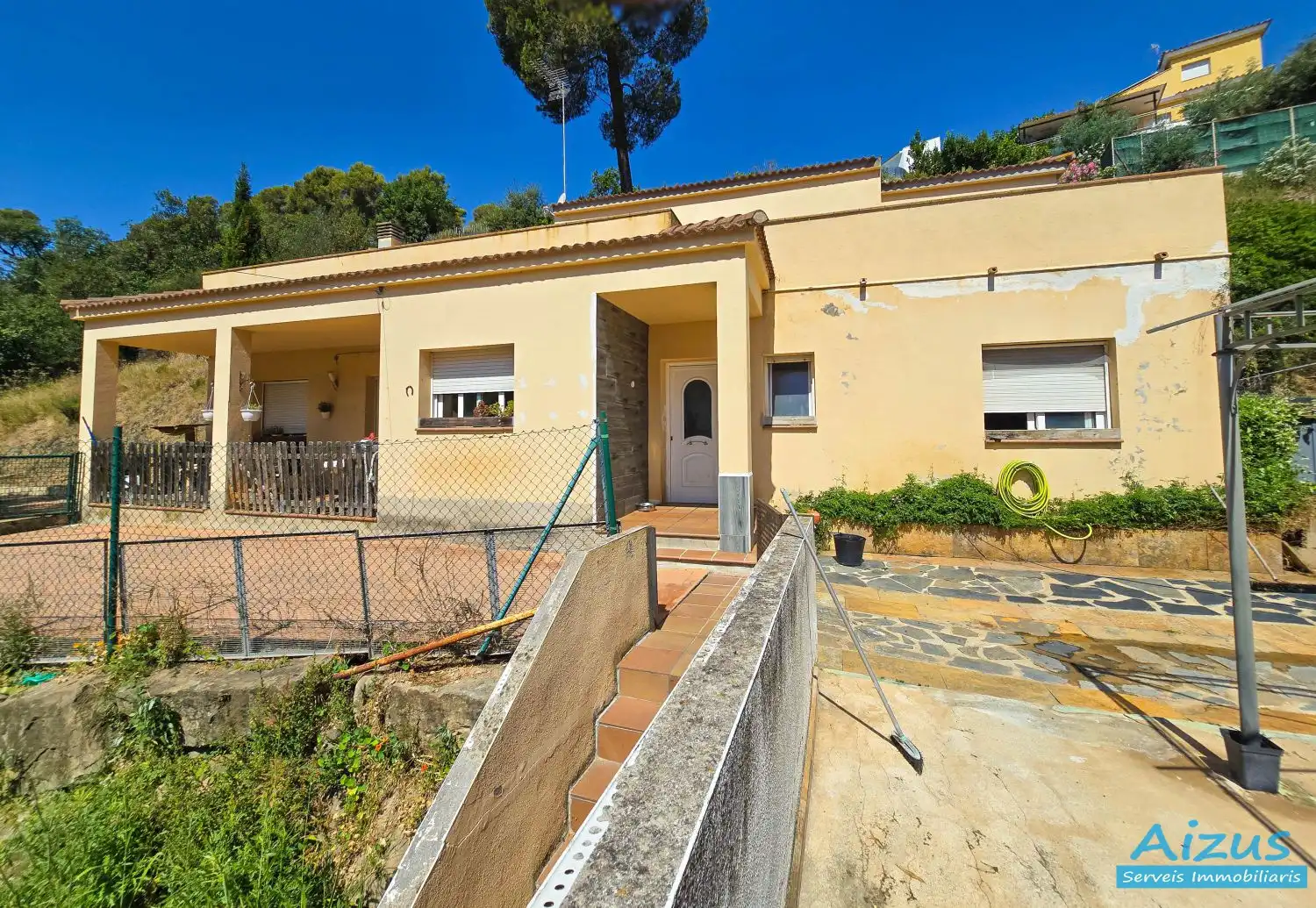 Exterior view of Houses for sale in Santa Susanna  with Air Conditioner, Terrace and Oven