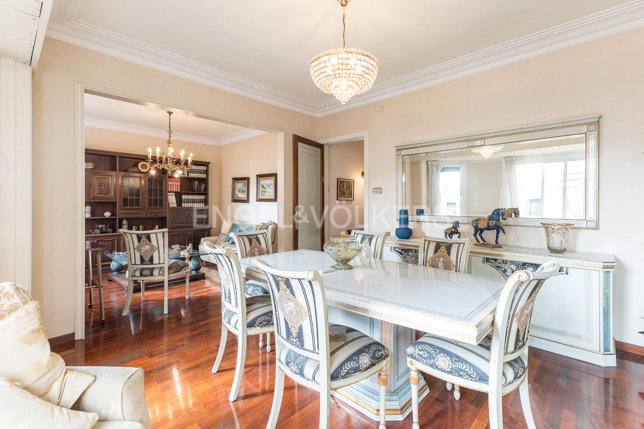 Dining room of Apartment for sale in  Barcelona Capital  with Heating, Parquet flooring and Furnished